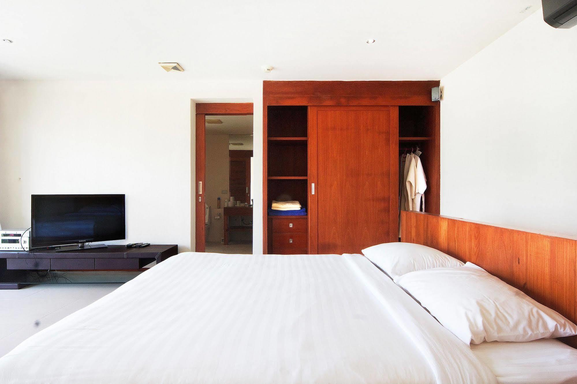 Baan Napoli Luxury Villa Бофут Екстериор снимка