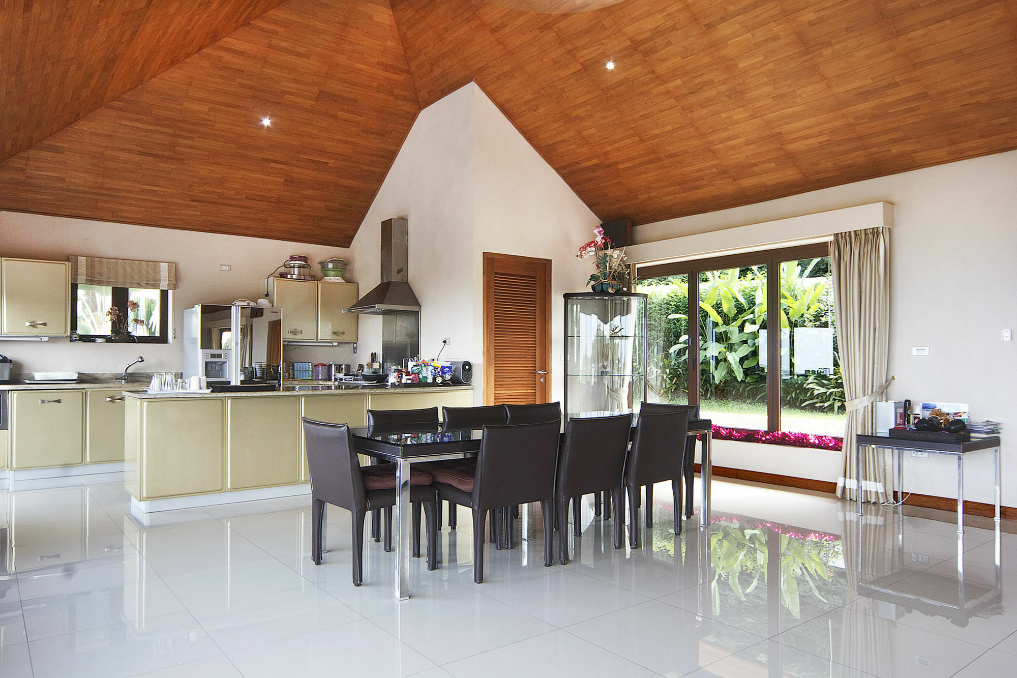 Baan Napoli Luxury Villa Бофут Екстериор снимка